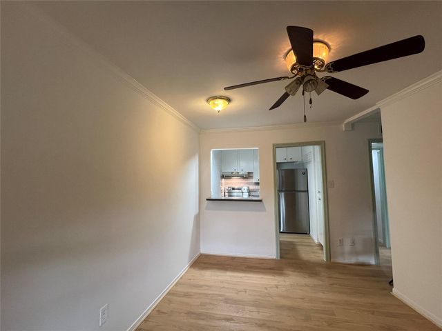 5216 Arboles Drive 9, Houston, TX 77035