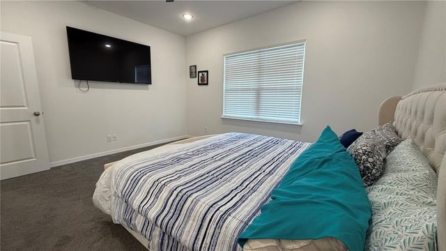 408 CIERRA OAKS CIRCLE, Lady Lake, FL 32159
