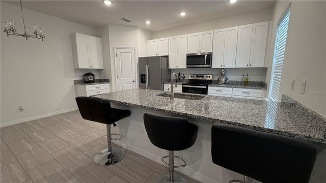 408 CIERRA OAKS CIRCLE, Lady Lake, FL 32159