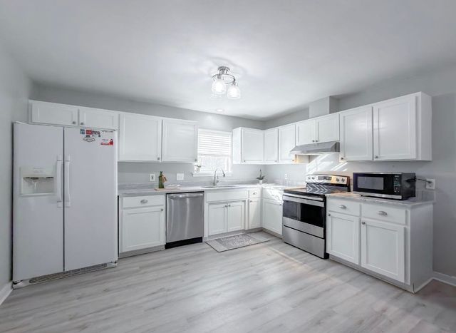 1451 GREY FOX Run, Tallahassee, FL 32311