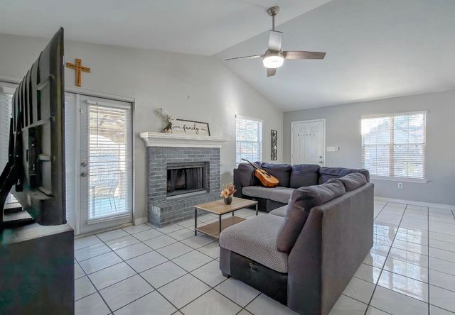 1451 GREY FOX Run, Tallahassee, FL 32311