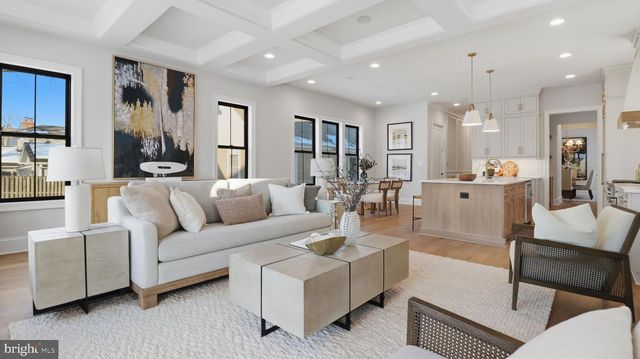 724 N CLEVELAND ST, Arlington, VA 22201