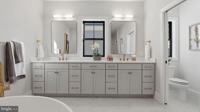 724 N CLEVELAND ST, Arlington, VA 22201