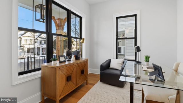 724 N CLEVELAND ST, Arlington, VA 22201