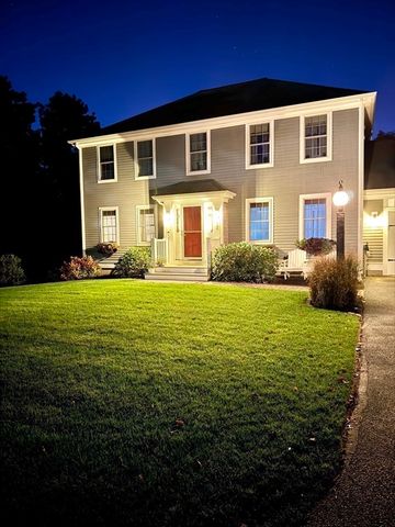 12 Wintergreen Rd, Mashpee, MA 02649