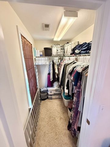 12 Wintergreen Rd, Mashpee, MA 02649