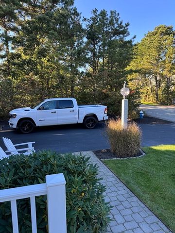 12 Wintergreen Rd, Mashpee, MA 02649