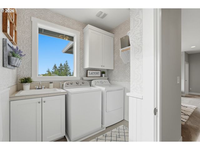 14713 Se PAGE PARK Ct, Happy Valley, OR 97086
