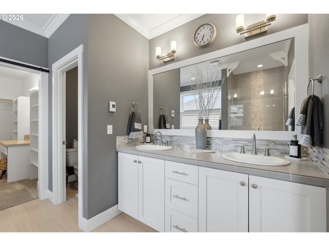 14713 Se PAGE PARK Ct, Happy Valley, OR 97086