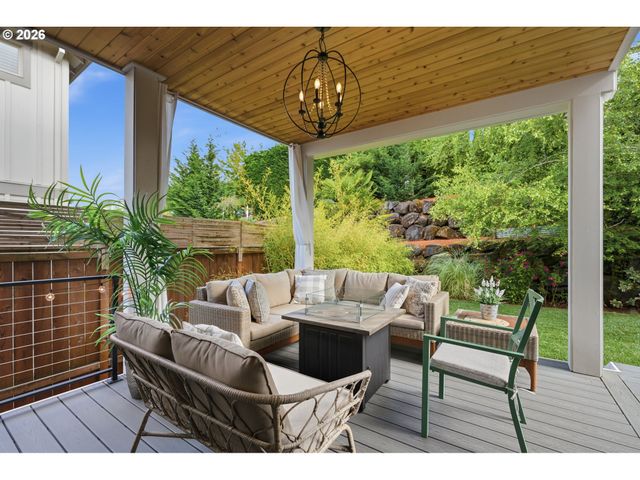14713 Se PAGE PARK Ct, Happy Valley, OR 97086