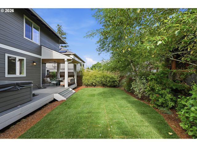 14713 Se PAGE PARK Ct, Happy Valley, OR 97086