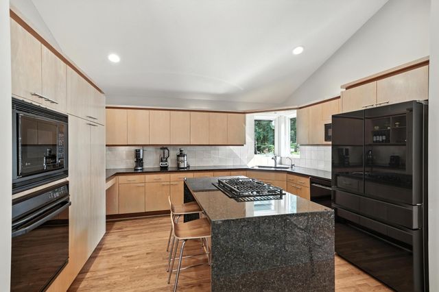 16515 Hilltop Terrace, Minnetonka, MN 55345