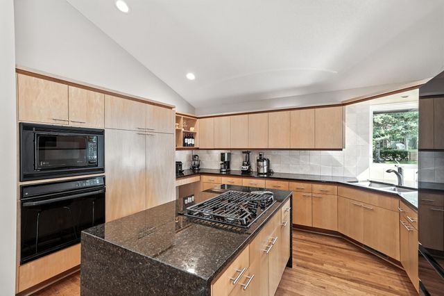 16515 Hilltop Terrace, Minnetonka, MN 55345