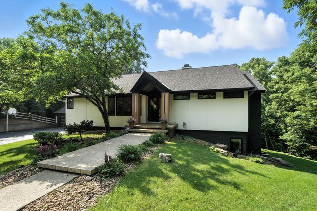 16515 Hilltop Terrace, Minnetonka, MN 55345