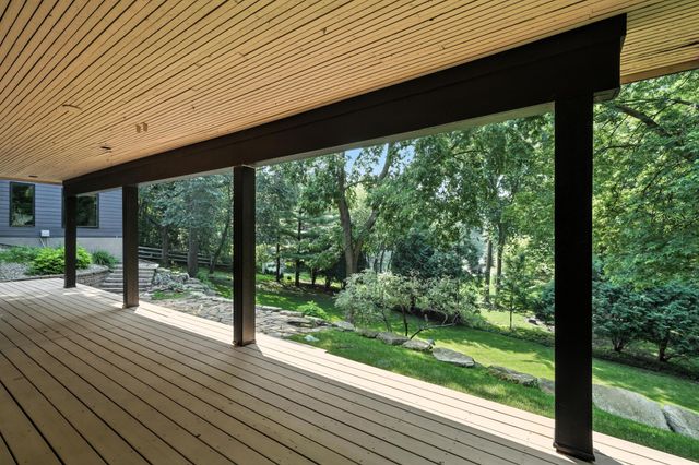 16515 Hilltop Terrace, Minnetonka, MN 55345