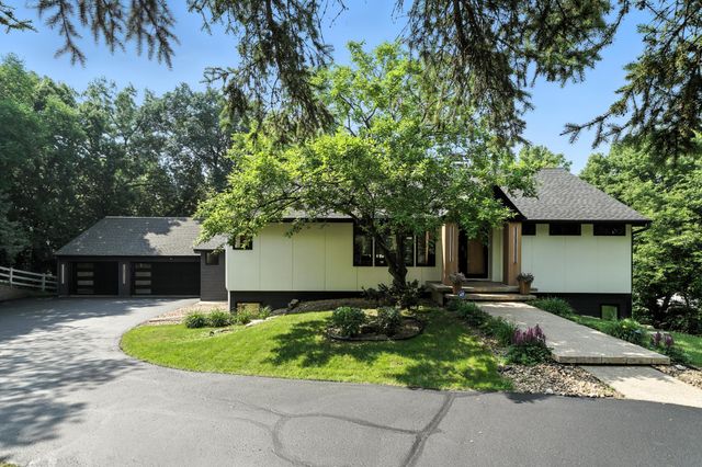 16515 Hilltop Terrace, Minnetonka, MN 55345