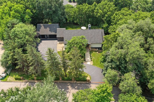16515 Hilltop Terrace, Minnetonka, MN 55345
