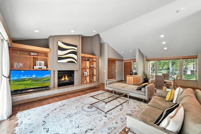 16515 Hilltop Terrace, Minnetonka, MN 55345