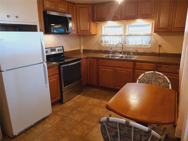 5205 PEBBLE BEACH AVENUE, Sarasota, FL 34234