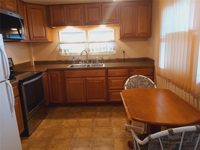 5205 PEBBLE BEACH AVENUE, Sarasota, FL 34234