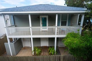 922 Ave L, Galveston, TX 77550