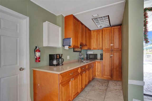 608 SW Natura Boulevard 308, Deerfield Beach, FL 33441