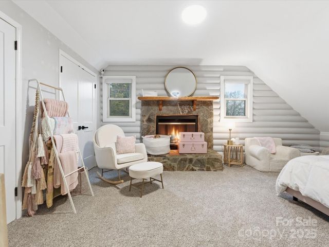 19810 Schooner Drive, Cornelius, NC 28031