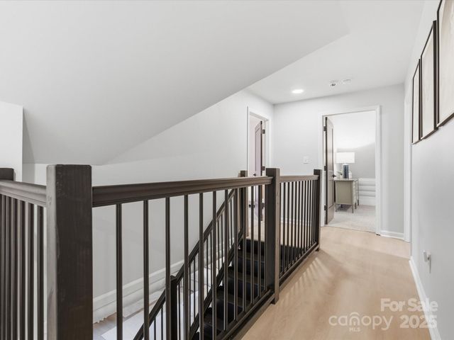 19810 Schooner Drive, Cornelius, NC 28031