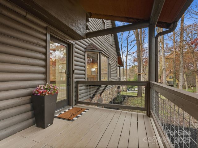 19810 Schooner Drive, Cornelius, NC 28031