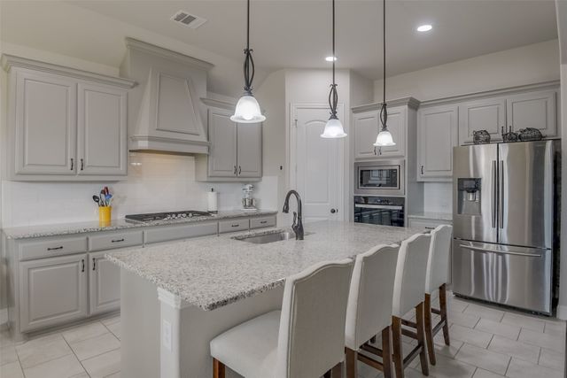 134 Water Garden Drive, Waxahachie, TX 75165