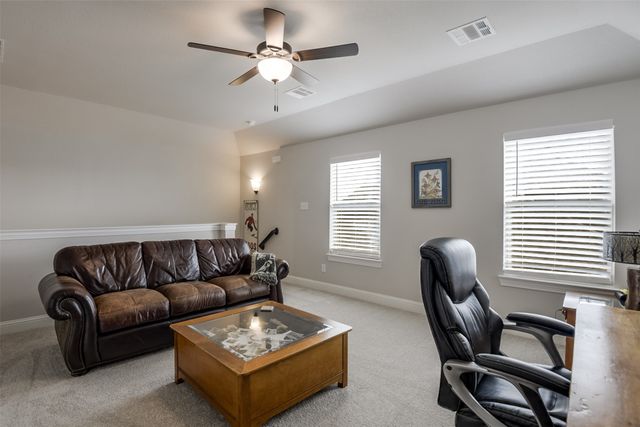 134 Water Garden Drive, Waxahachie, TX 75165