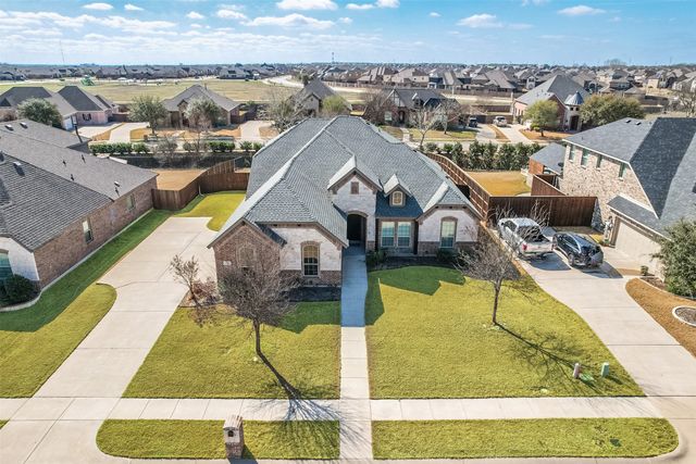 134 Water Garden Drive, Waxahachie, TX 75165