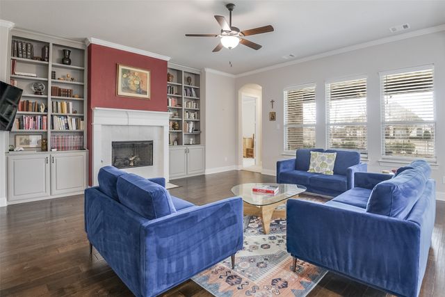 134 Water Garden Drive, Waxahachie, TX 75165