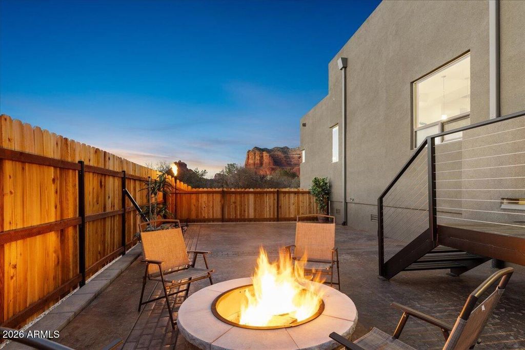 Image 24 of property listing at 385 SUNCLIFFE Drive, Sedona, AZ 86351