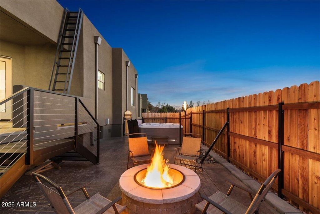 Image 25 of property listing at 385 SUNCLIFFE Drive, Sedona, AZ 86351