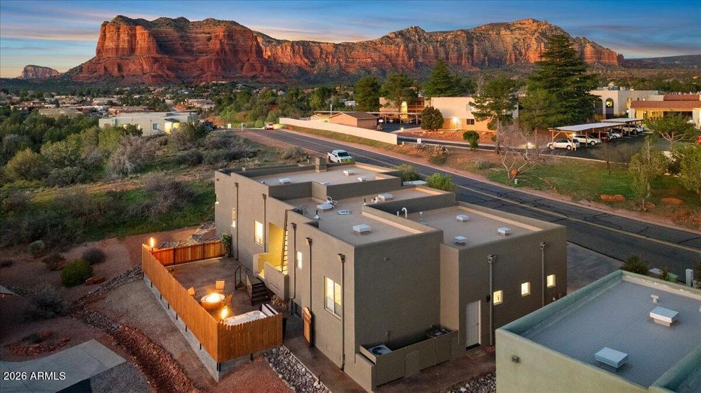 Image 5 of property listing at 385 SUNCLIFFE Drive, Sedona, AZ 86351