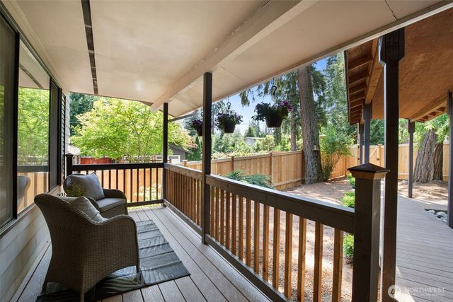 15442 SE 22nd Place, Bellevue, WA 98007