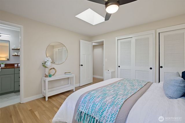 15442 SE 22nd Place, Bellevue, WA 98007