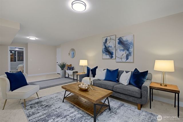 15442 SE 22nd Place, Bellevue, WA 98007