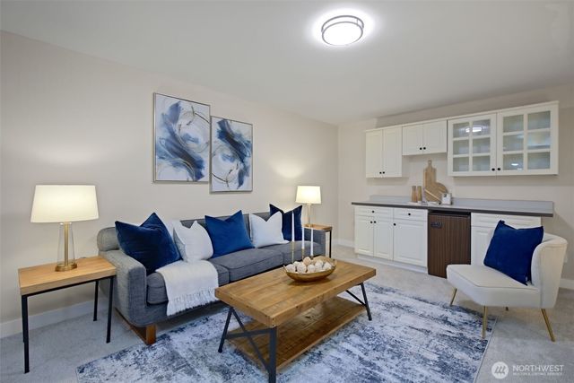 15442 SE 22nd Place, Bellevue, WA 98007