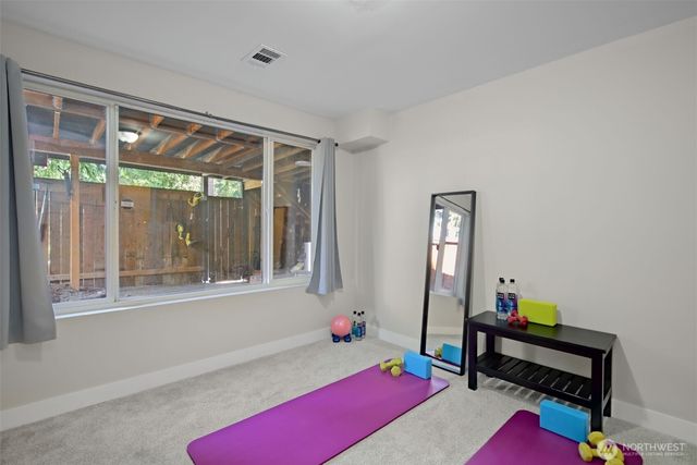 15442 SE 22nd Place, Bellevue, WA 98007