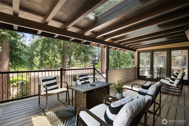 15442 SE 22nd Place, Bellevue, WA 98007