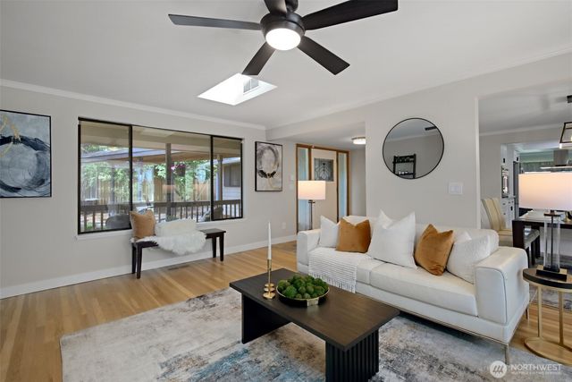 15442 SE 22nd Place, Bellevue, WA 98007