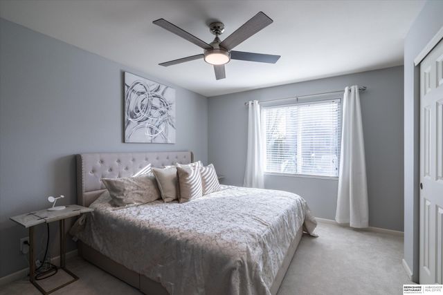 5463 S 194th Avenue, Omaha, NE 68135