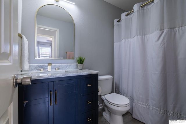 5463 S 194th Avenue, Omaha, NE 68135