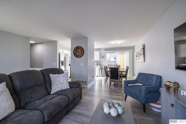 5463 S 194th Avenue, Omaha, NE 68135