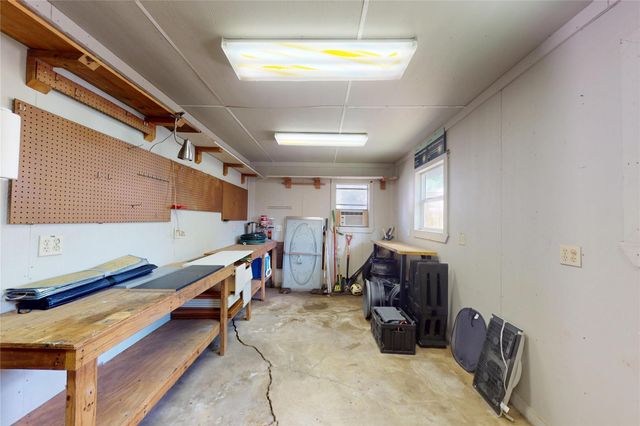 226 Driftwood Drive, Seabrook, TX 77586