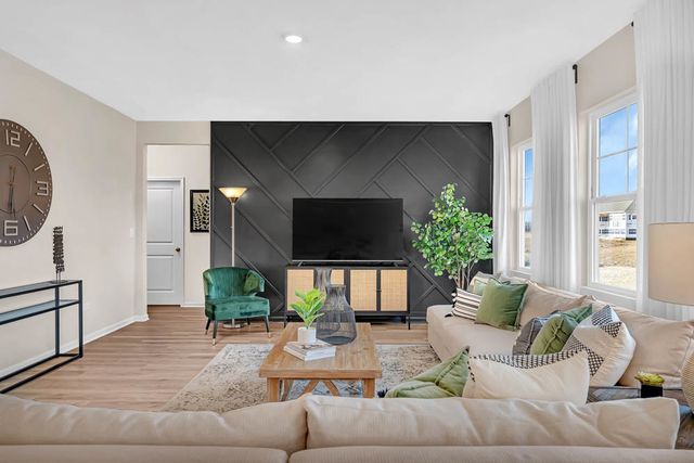 1440 Vintage Drive, Oswego, IL 60543