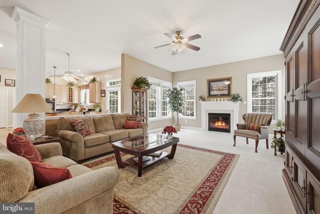 7820 ROSE GARDEN LN, Springfield, VA 22153