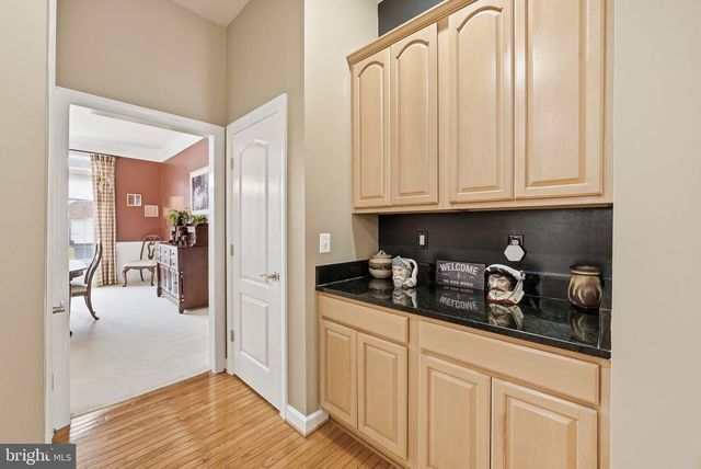 7820 ROSE GARDEN LN, Springfield, VA 22153